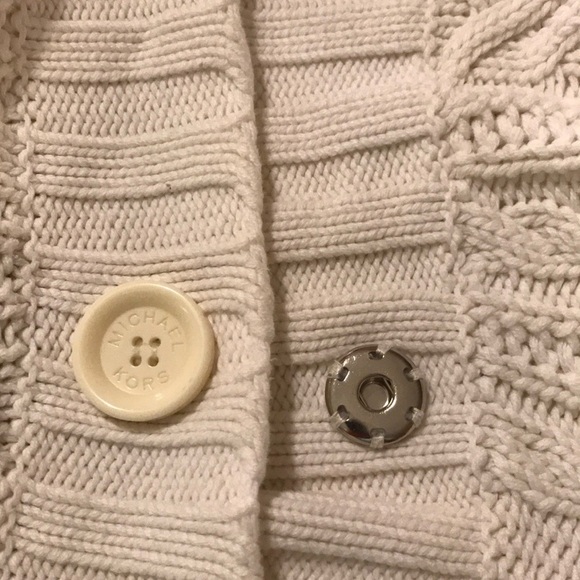 ✅6X Host Pick✅ Michael Kors Button Up Sweater, Medium - Picture 5 of 5